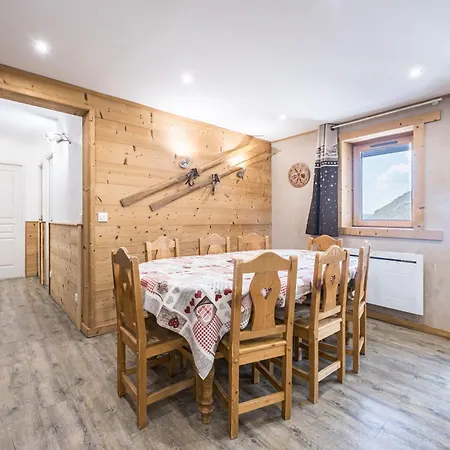 Apartament Valcopin *